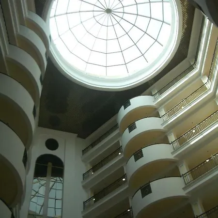 Sunrise @ Sunset Aparthotel 5*